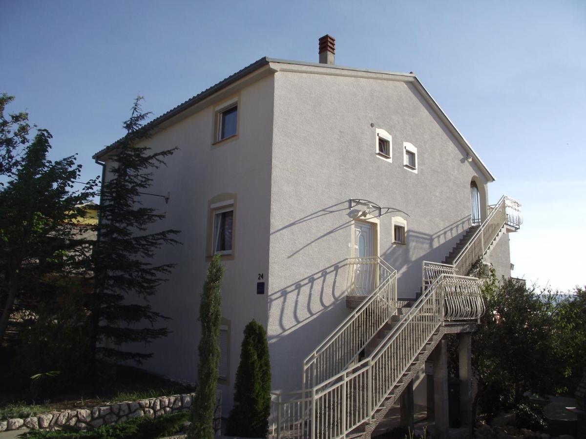 Apartments With A Parking Space Novi Vinodolski - 15823 Dış mekan fotoğraf